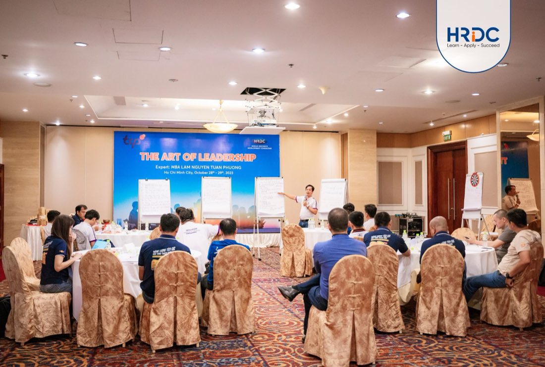 Toàn cảnh lớp học tại hội trường